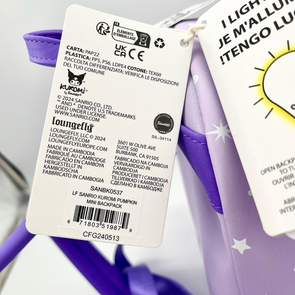 🩷 Loungefly My Melody/Kuromi Light Up
Glow-In-The-Dark Mini Backpack🩷 - Picture 7 of 7